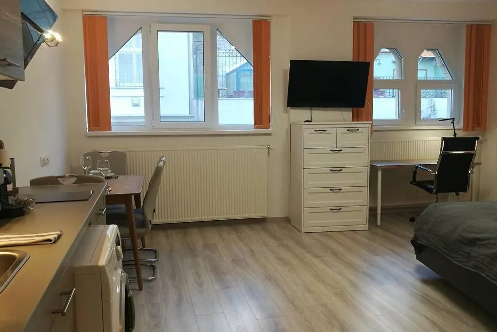 Apartment Beliz4 Ac Pretty Studio In Party District Budapest