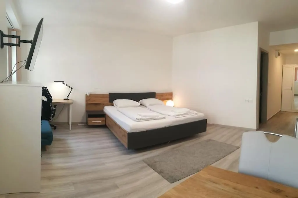 Apartment Beliz4 Ac Pretty Studio In Party District Budapest